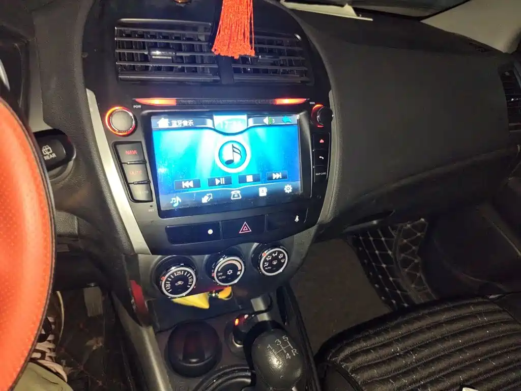 Mitsubishi ASX — миниатюра 9