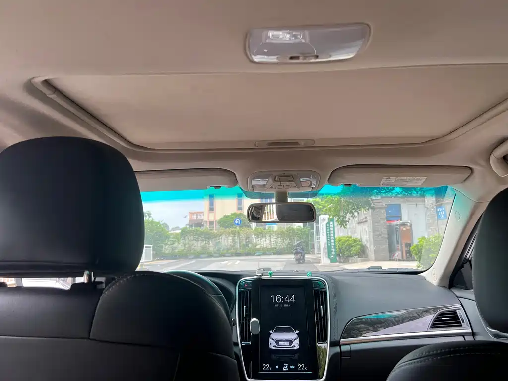 BYD Qin NEV — миниатюра 19