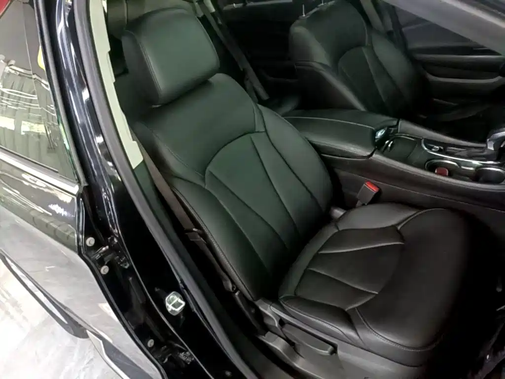 Buick Envision Plus — миниатюра 25