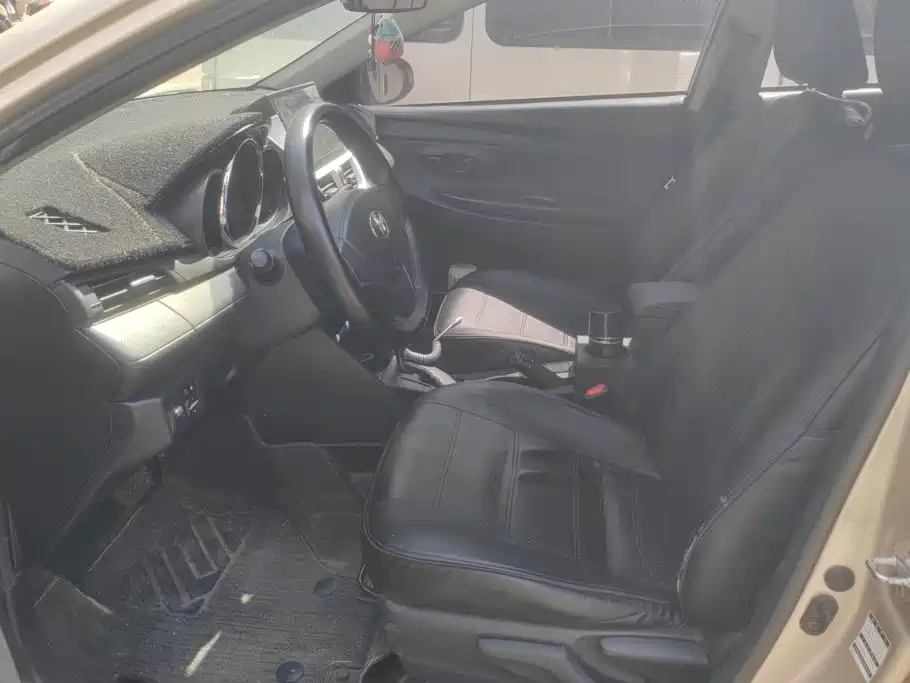 Toyota Vios FS — миниатюра 9