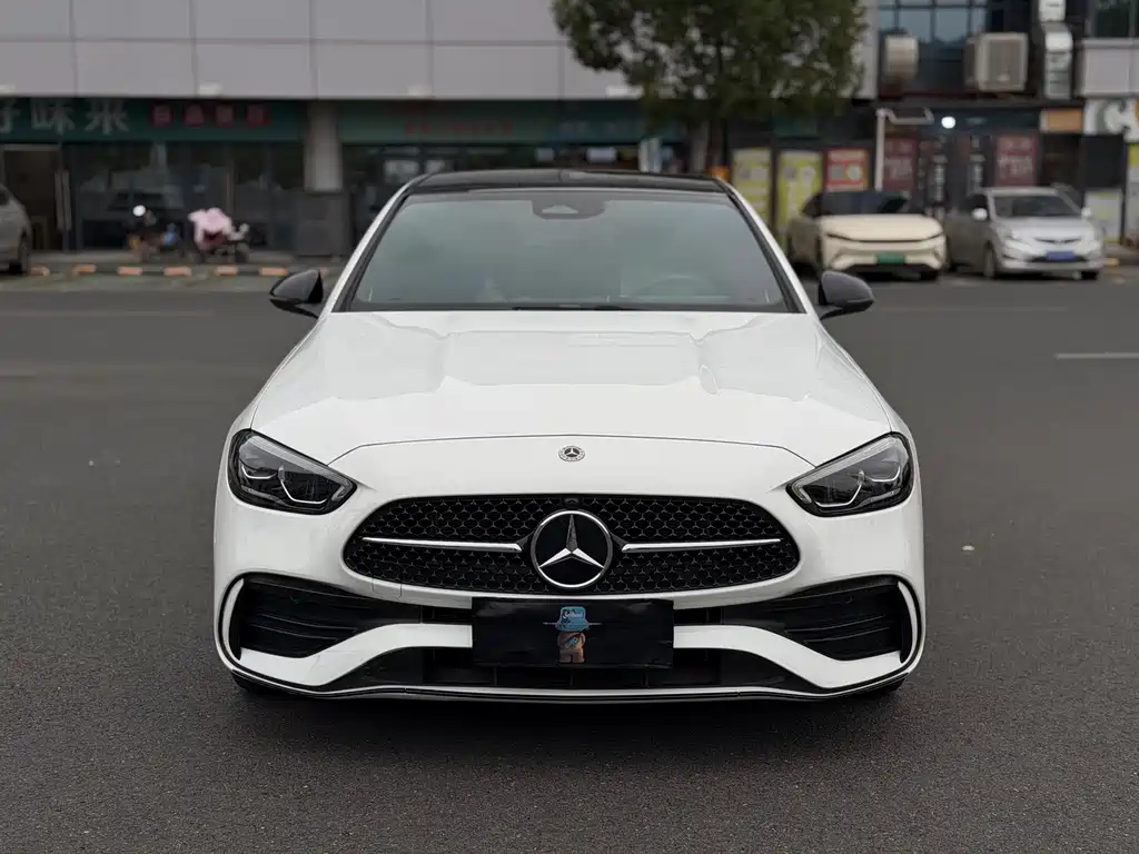 Mercedes-Benz C-Class — миниатюра 2