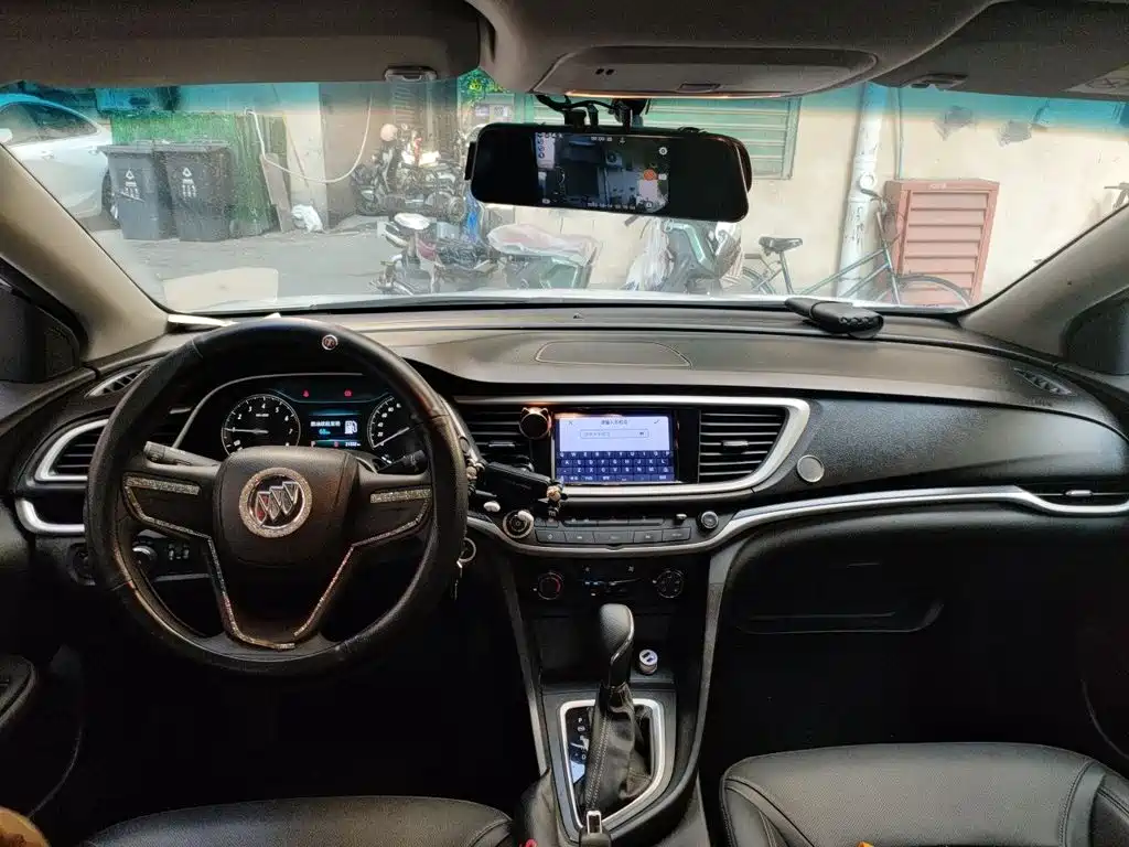 Buick Excelle — миниатюра 5