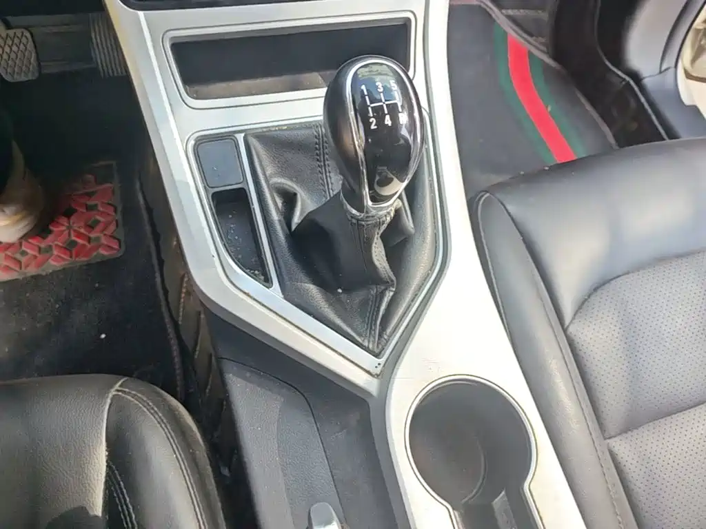 Geely Vision — миниатюра 14