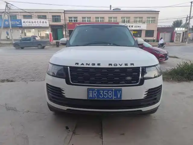 Land Rover Range Rover — миниатюра 2