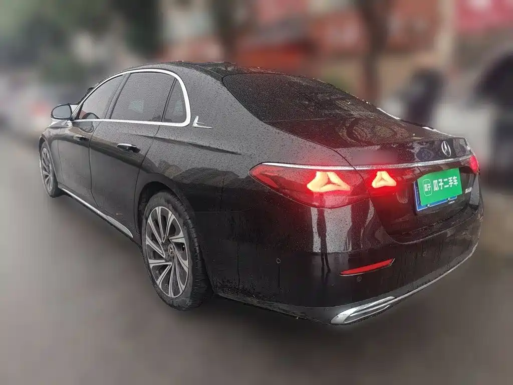 Mercedes-Benz E-Class — миниатюра 25