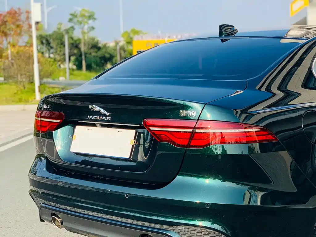 Jaguar XEL — миниатюра 10