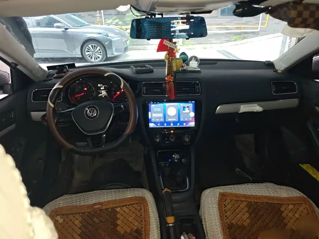 Volkswagen Sagitar — миниатюра 13