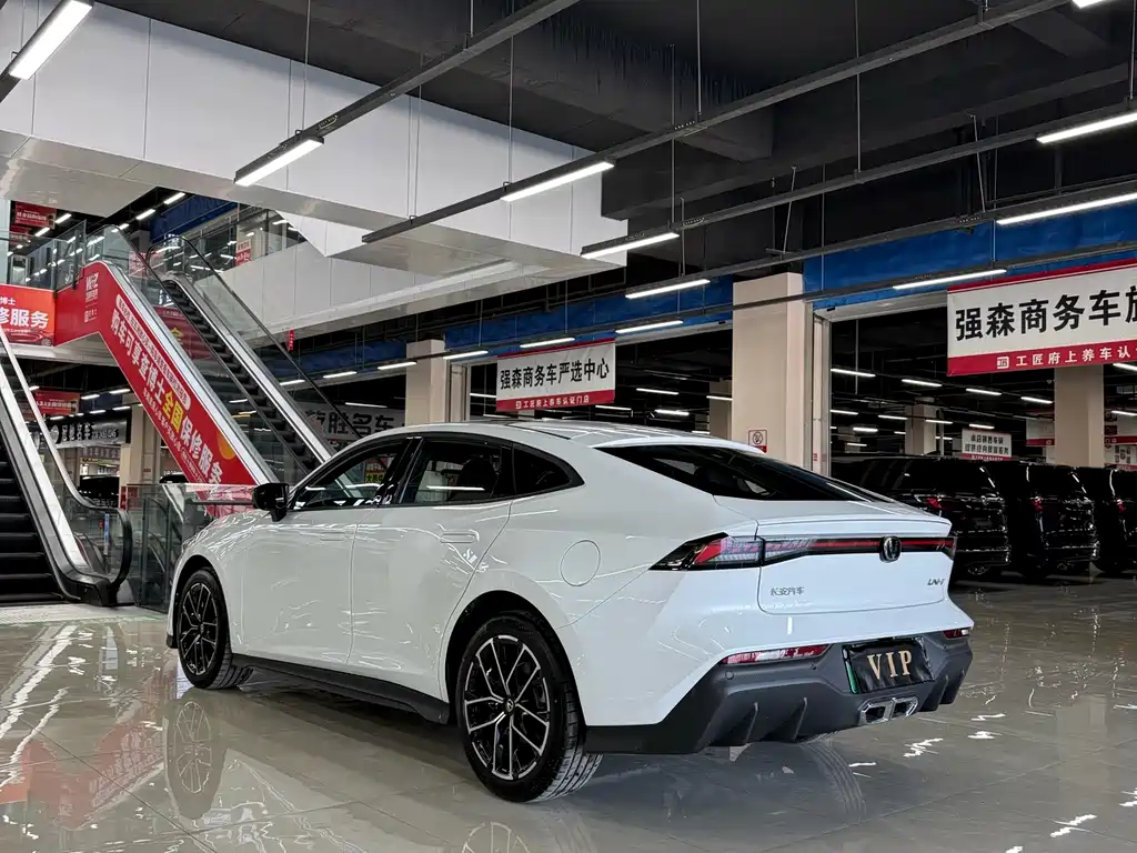 CHANGAN UNI V SMART IDD