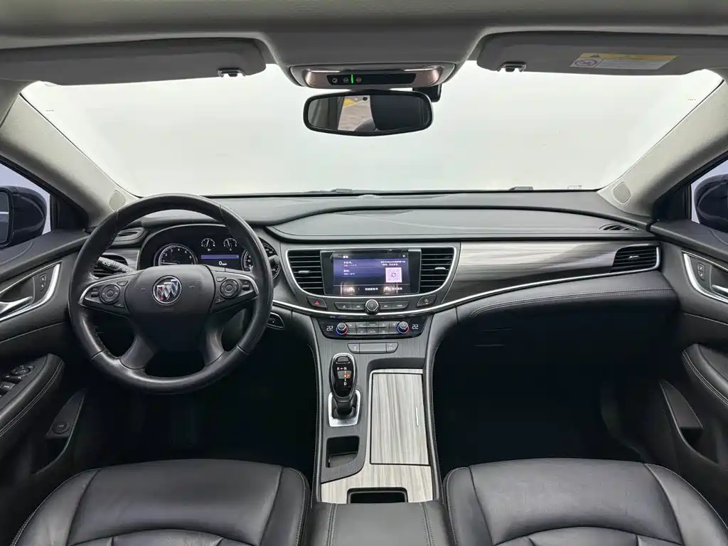 Buick LaCrosse — миниатюра 18