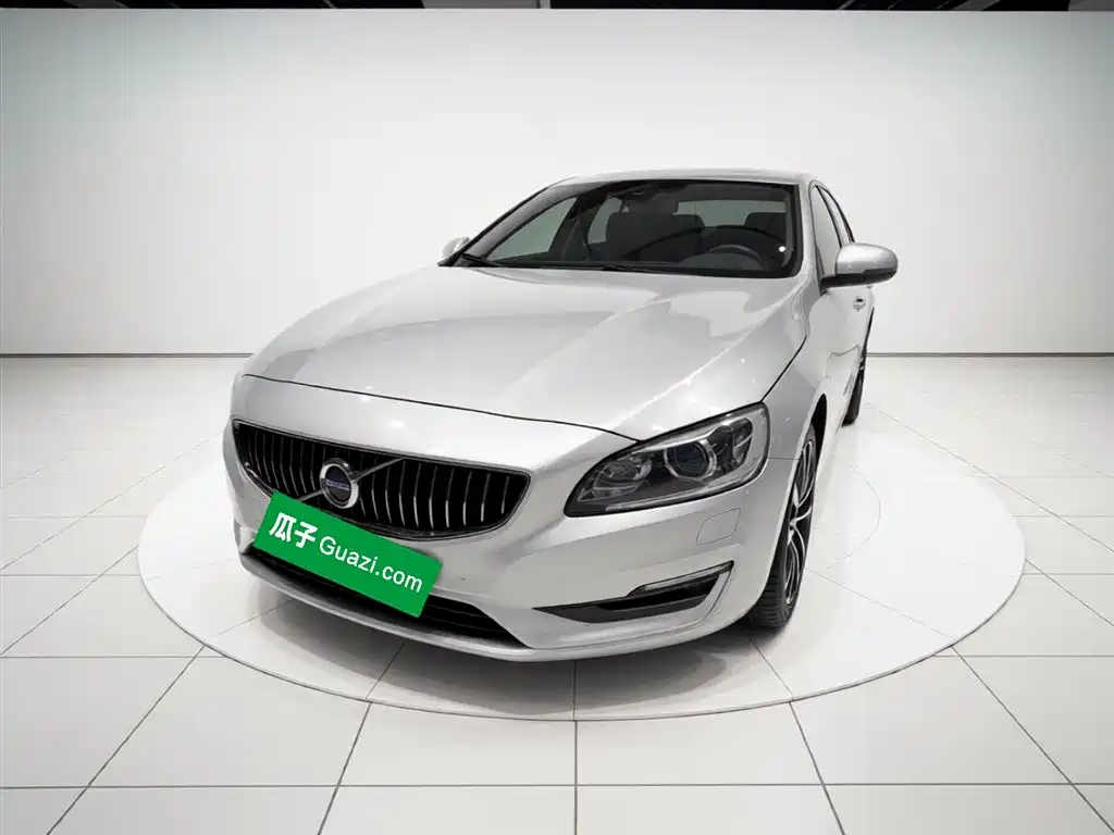 Volvo S60 2020
