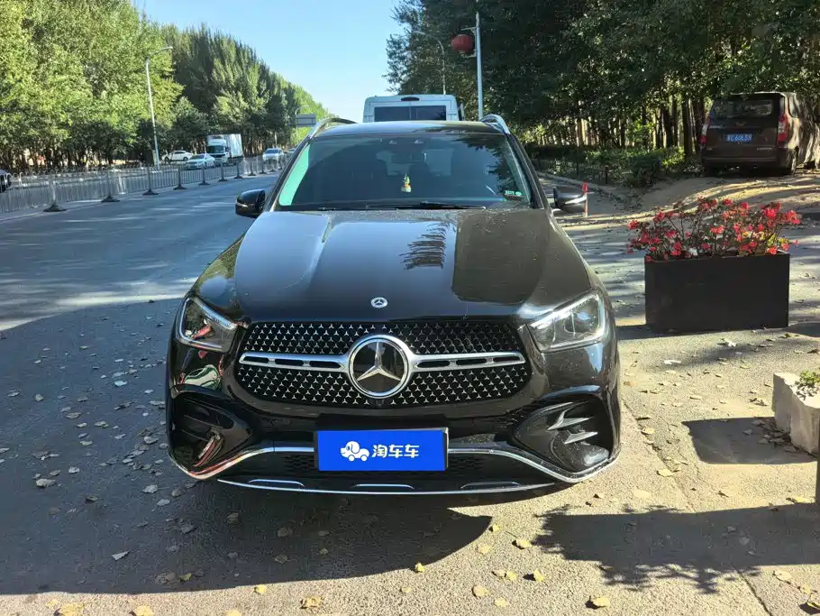 Mercedes-Benz GLE (Import) — миниатюра 2