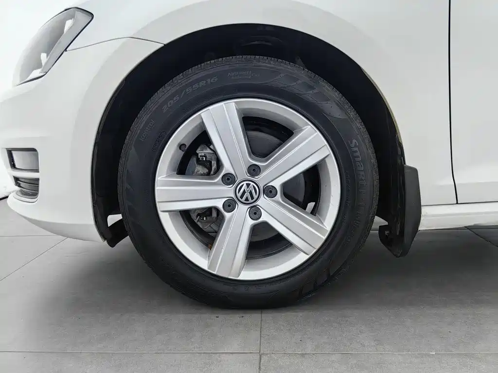 Volkswagen Golf — миниатюра 17