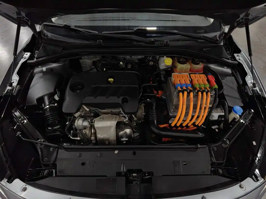 MG 6 New Energy — миниатюра 6