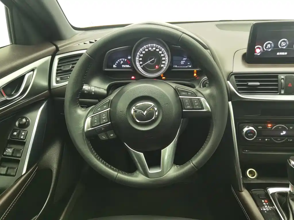 Mazda CX-4 — миниатюра 11