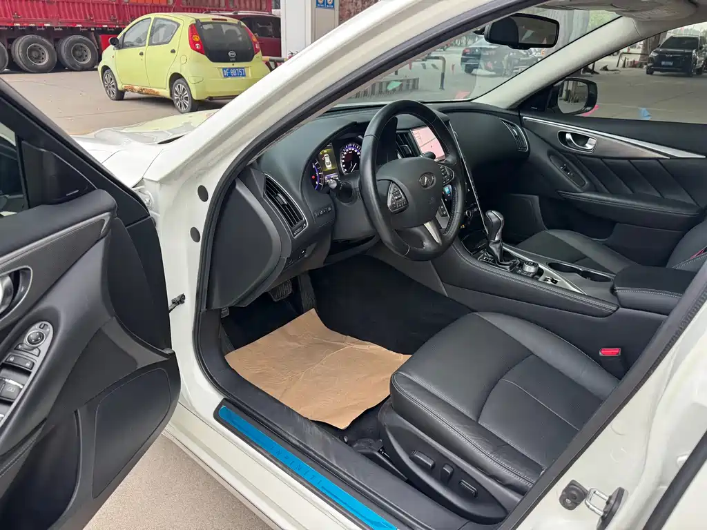 Infiniti Q50L — миниатюра 5
