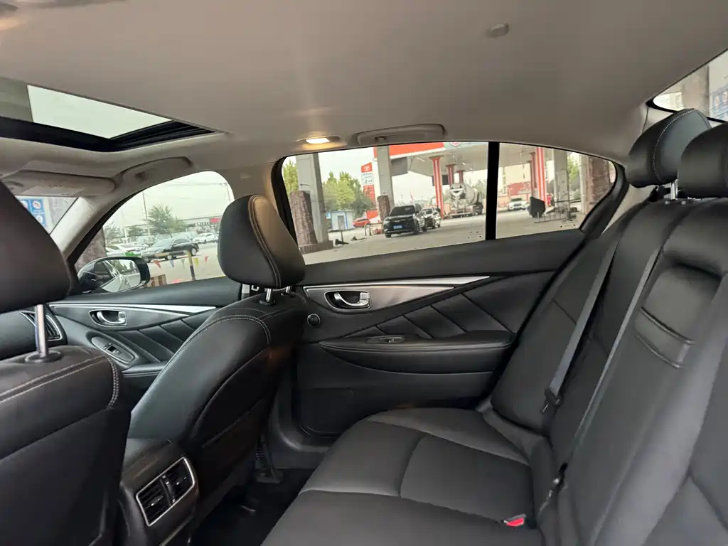Infiniti Q50L — миниатюра 6