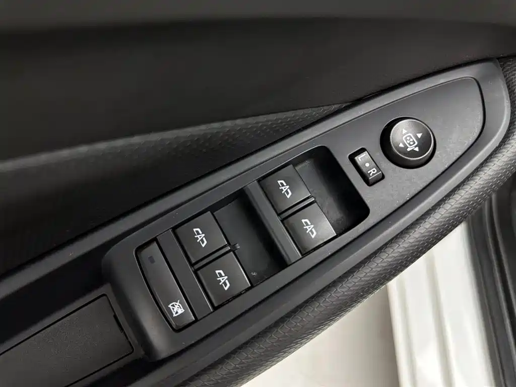 Buick Verano — фотографии объявления, Фото 24