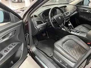 Borgward BX7 28T two-wheel Drive Luxury version, 5-seater