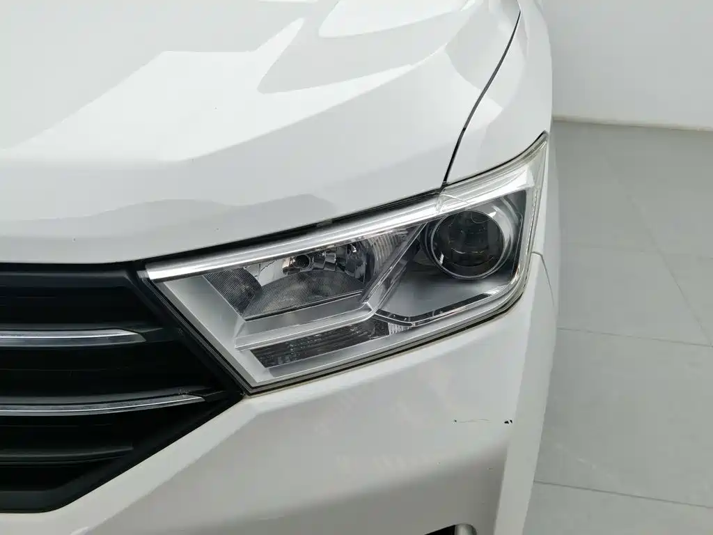 Wuling Hongguang — миниатюра 7