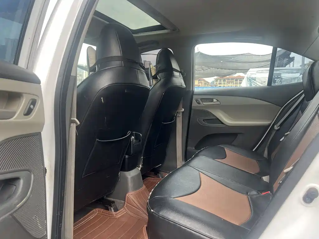 Chevrolet Sail — миниатюра 6