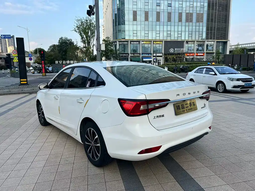 Roewe i5 — миниатюра 9