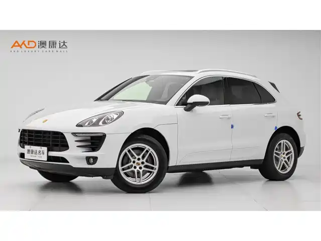 PORSCHE MACAN 2018