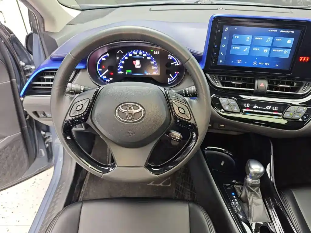 Toyota C-HR — миниатюра 11