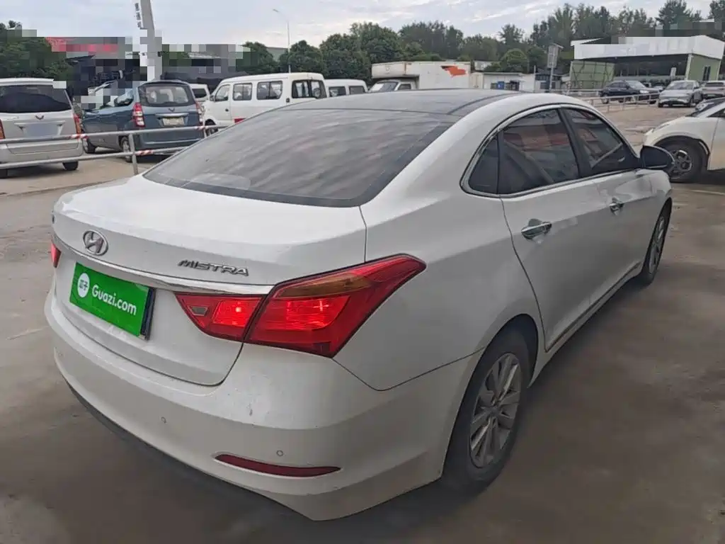 Hyundai Mistra — миниатюра 7
