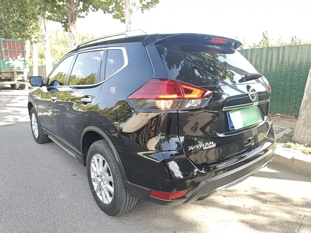Nissan X-Trail — миниатюра 5