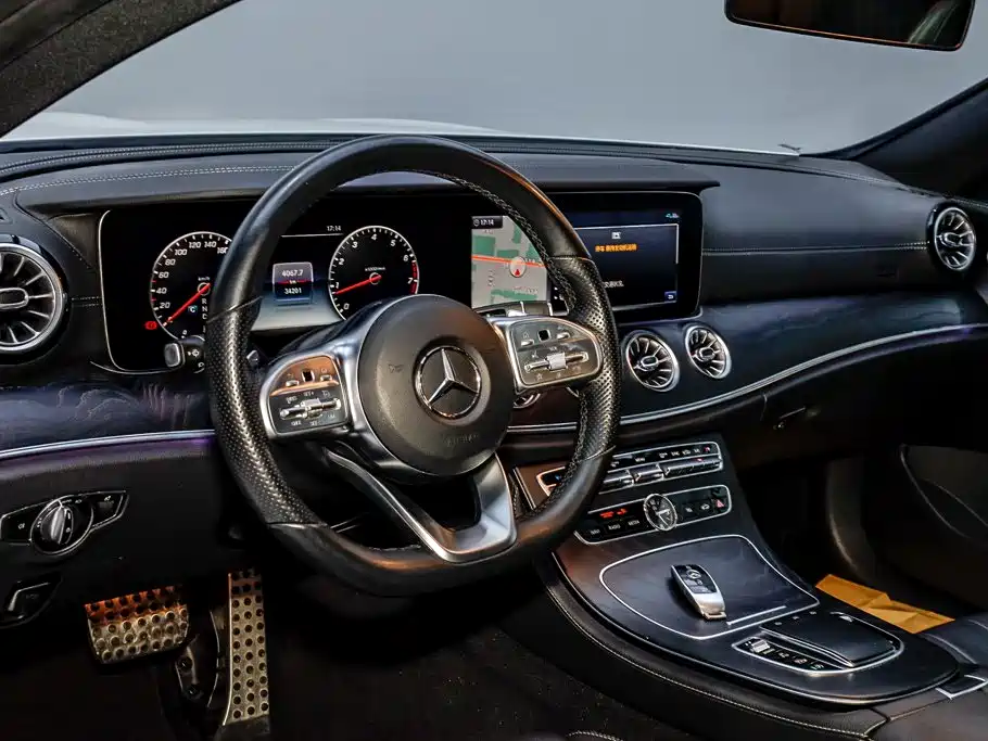 Mercedes-Benz E-Class (Import) — миниатюра 23