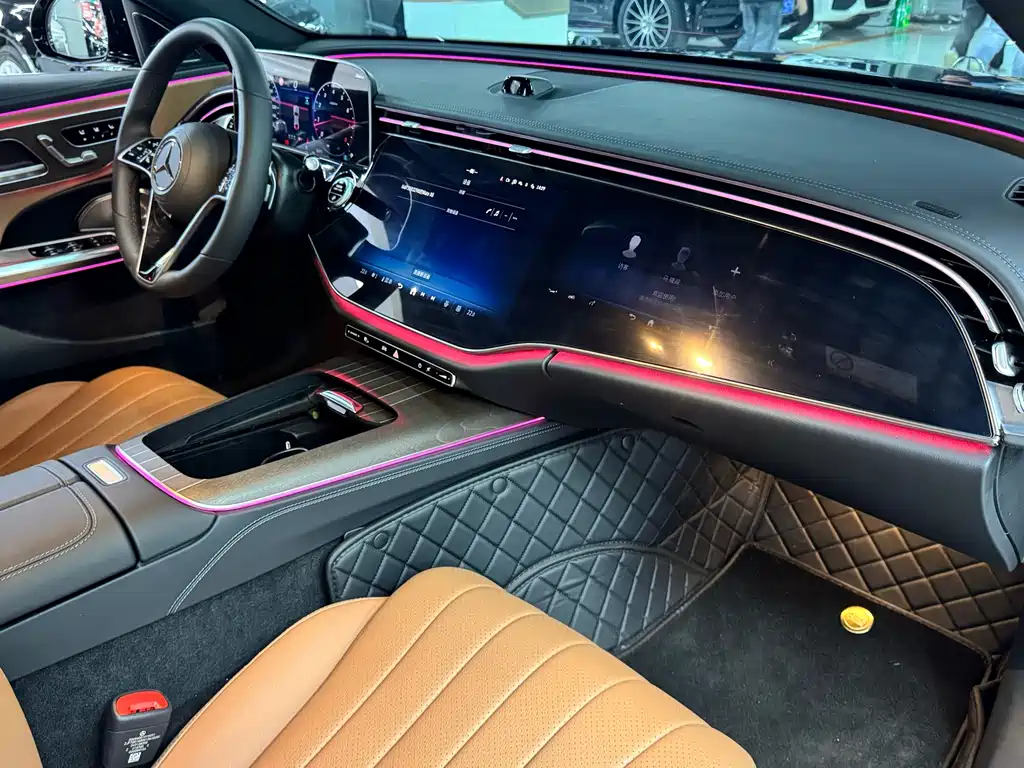 Mercedes-Benz E-Class — миниатюра 17