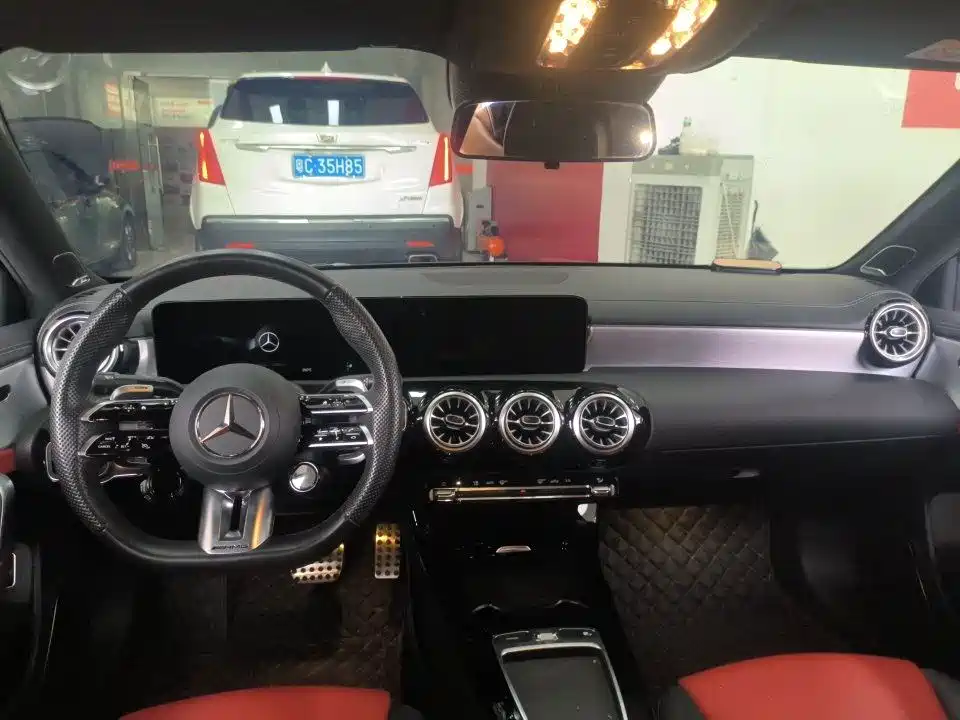 Mercedes-Benz A-Class AMG — миниатюра 3