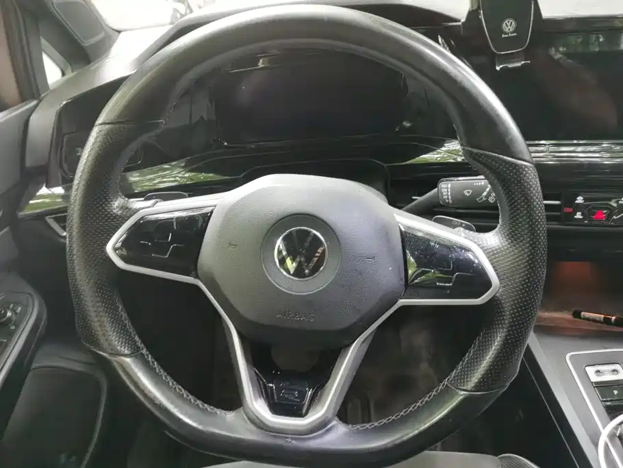 Volkswagen Golf — миниатюра 15
