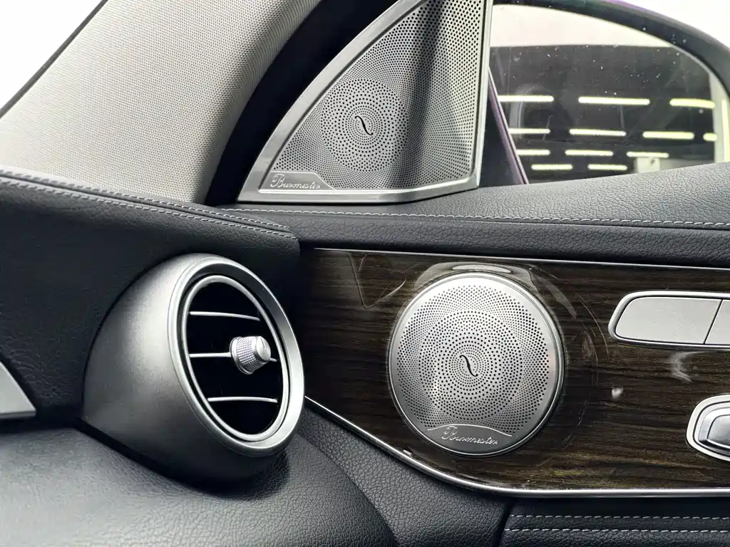 Mercedes-Benz C-Class — миниатюра 15
