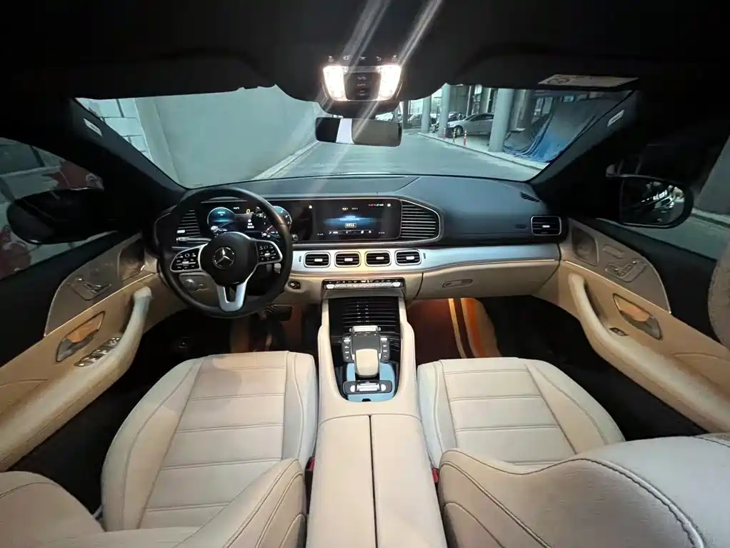 Mercedes-Benz GLE Coupe — миниатюра 11