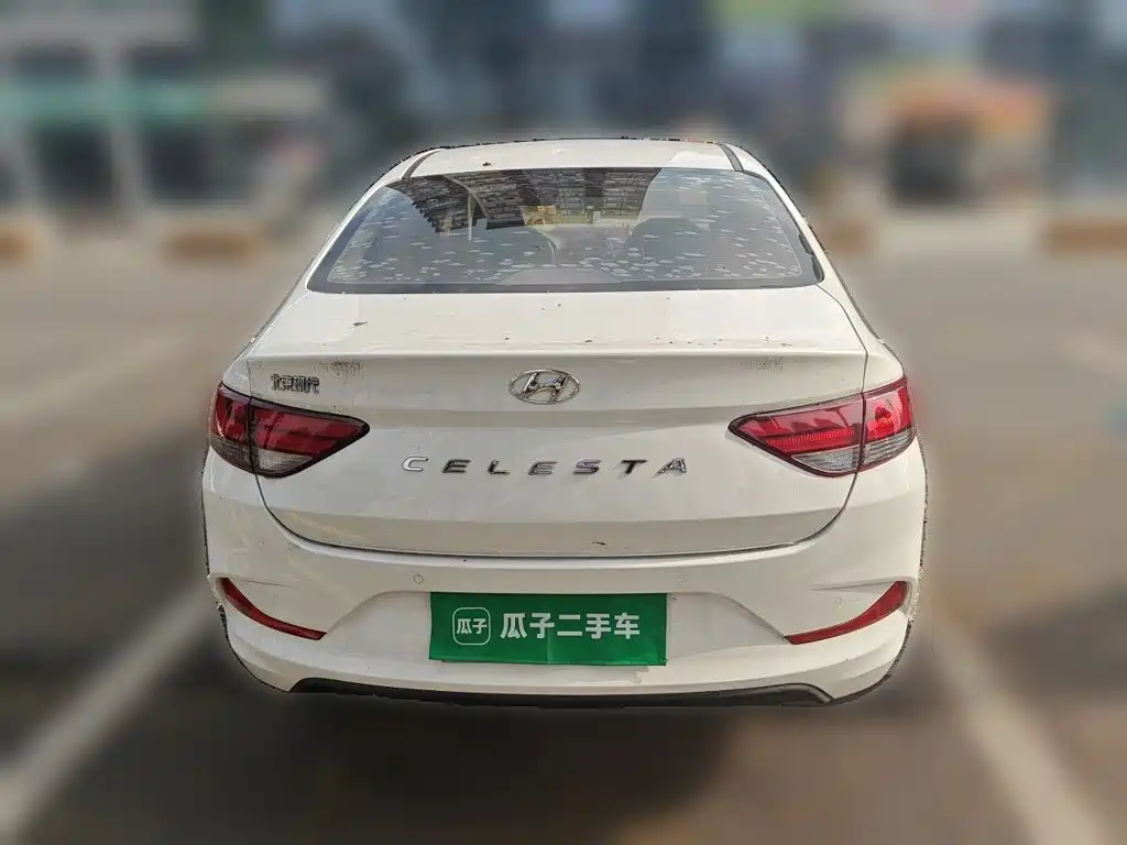 Hyundai Elantra — миниатюра 3