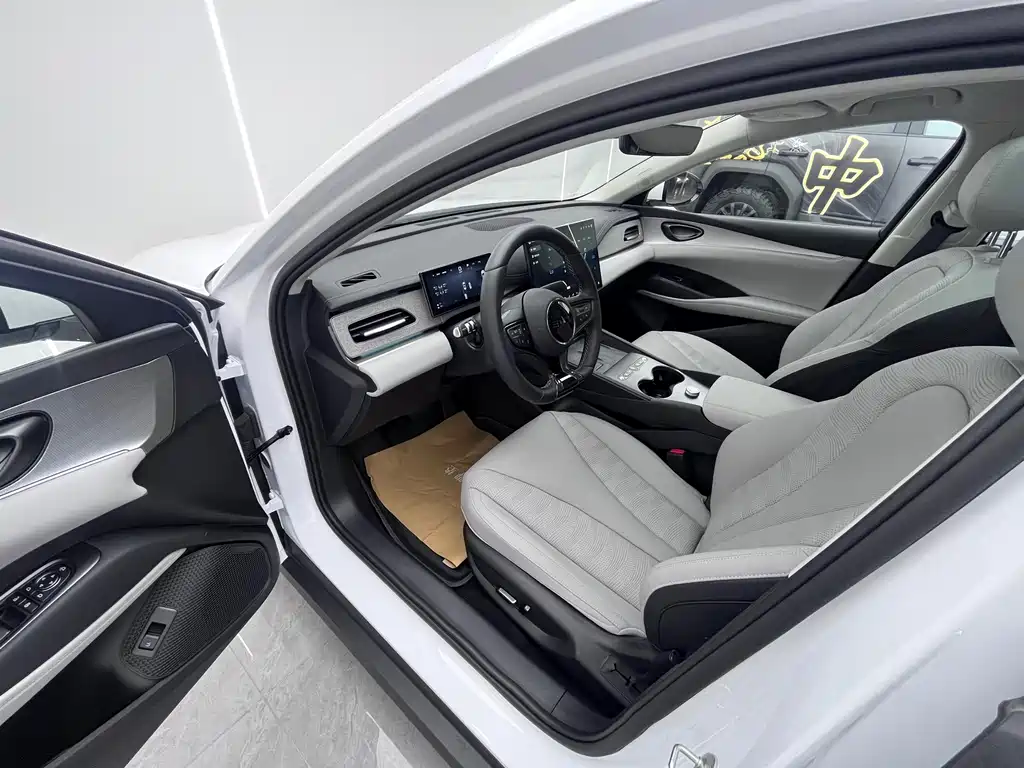 BYD Seal 06 DM-i Touring — миниатюра 6
