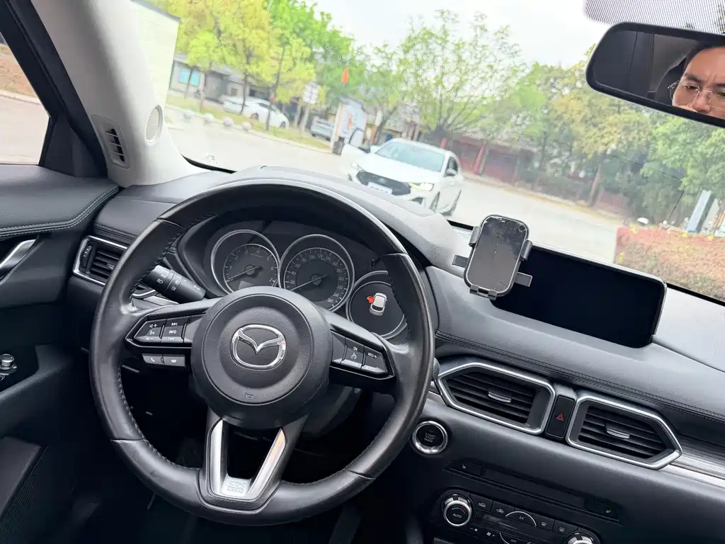 MAZDA CX 5