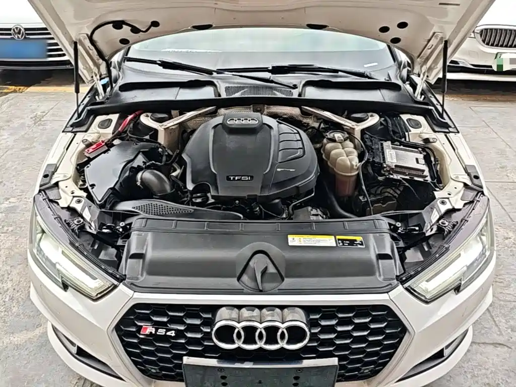 Audi A4L — миниатюра 20