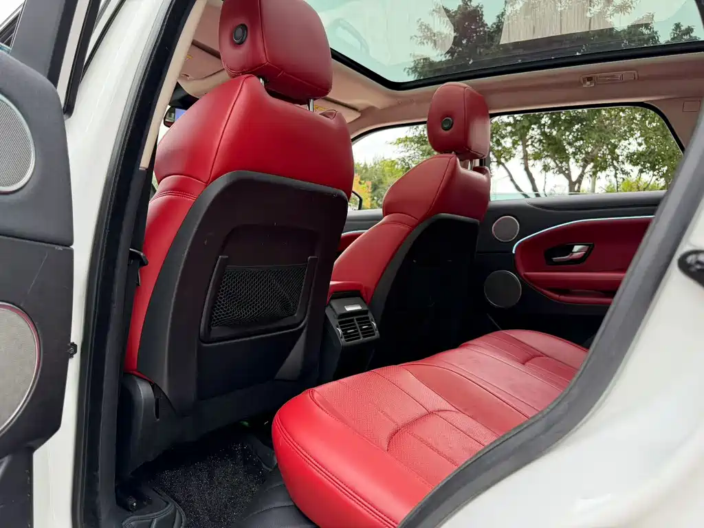 Land Rover Evoque — миниатюра 7