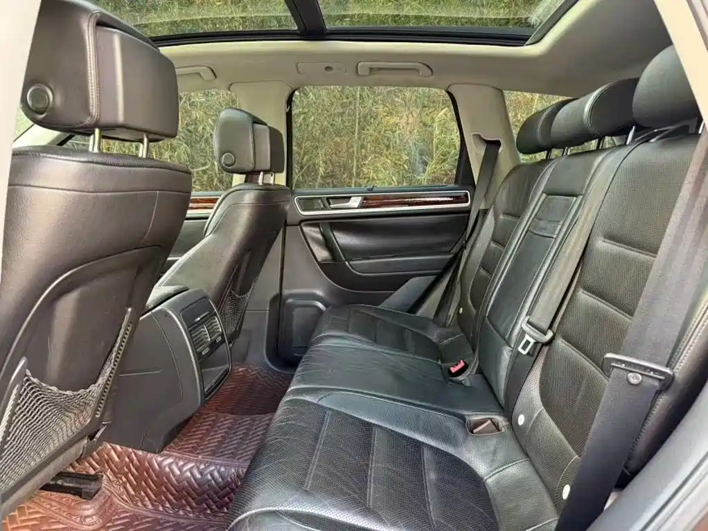 Volkswagen Touareg — миниатюра 8