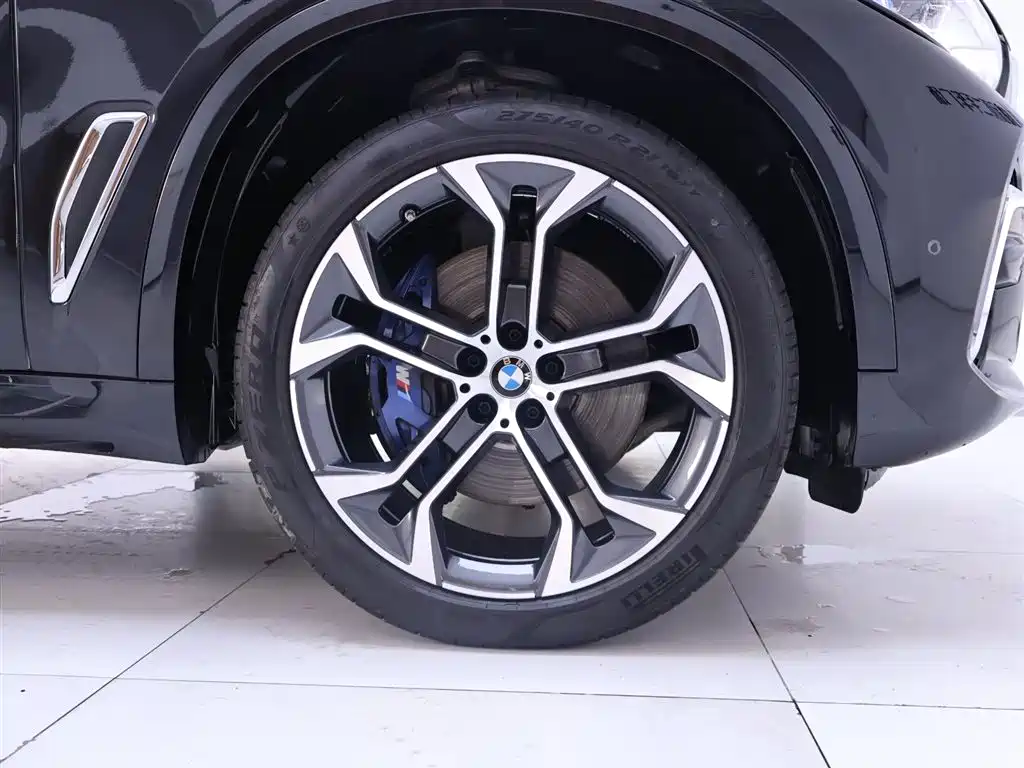 BMW X5 2022 xDrive 40Li Premium M Sport