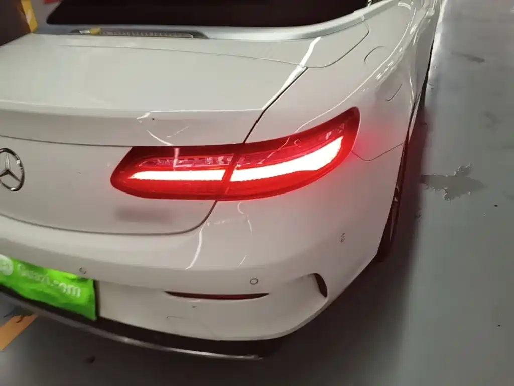 Mercedes-Benz E-Class (Import) — миниатюра 8