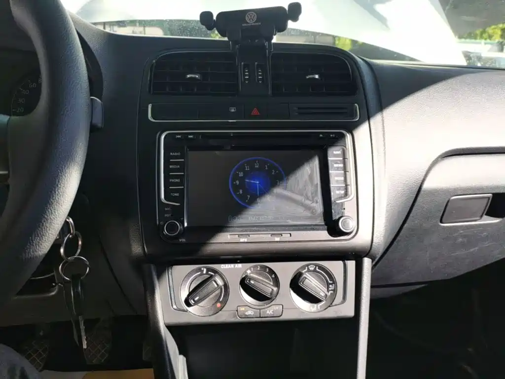 Volkswagen Polo — миниатюра 13
