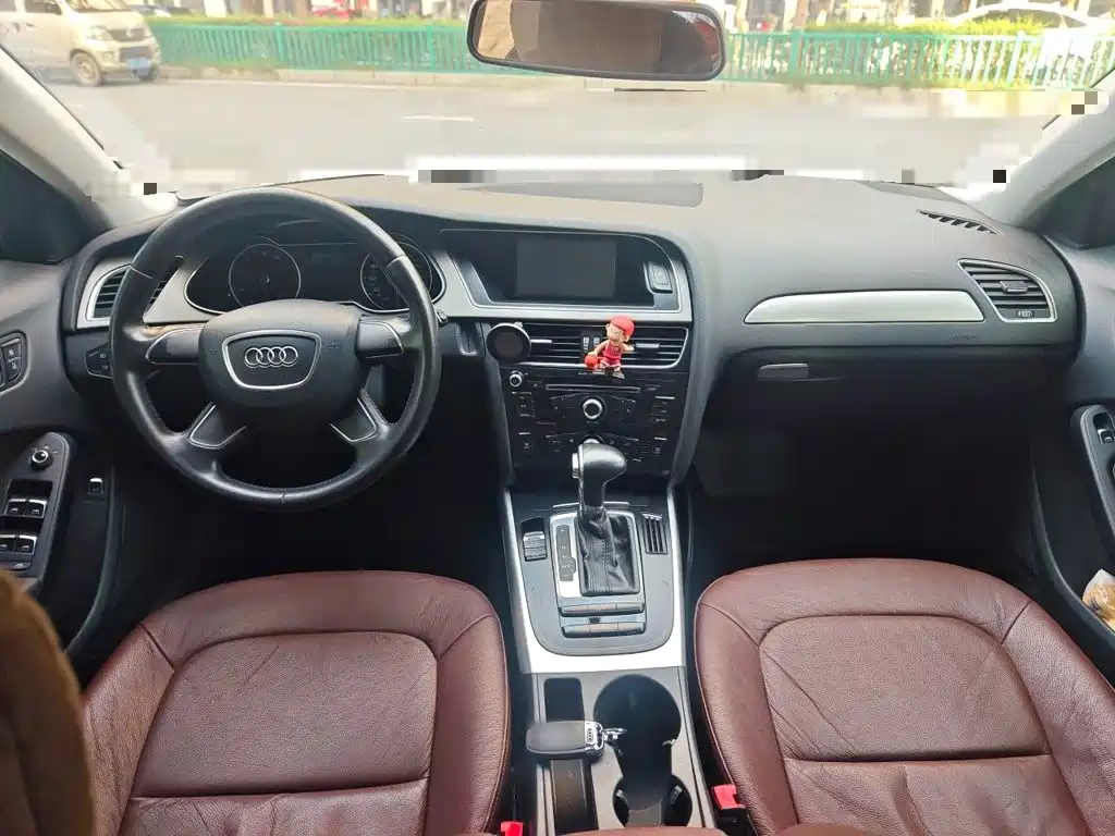 Audi A4L — миниатюра 13