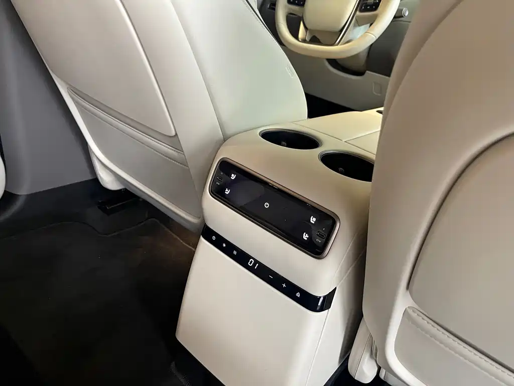 Li Auto Li i8 — миниатюра 29
