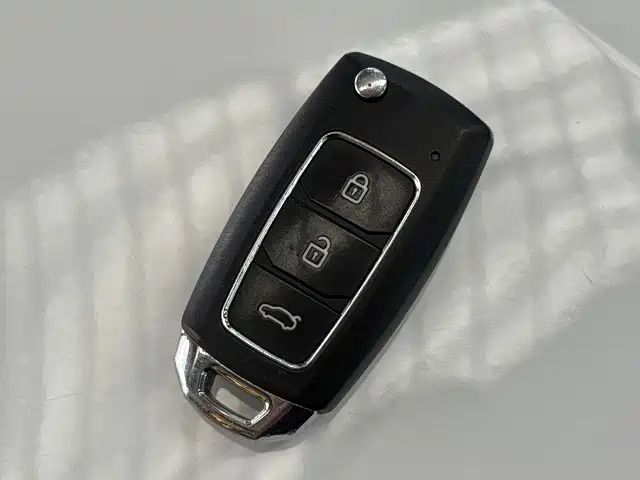 Kia K2 — миниатюра 6