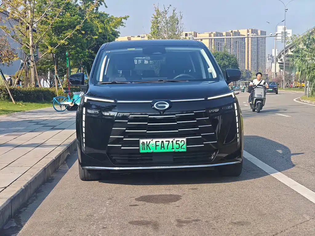 GAC Motor Trumpchi E8 PHEV — миниатюра 2