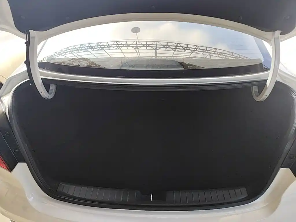Hyundai Mistra — миниатюра 19