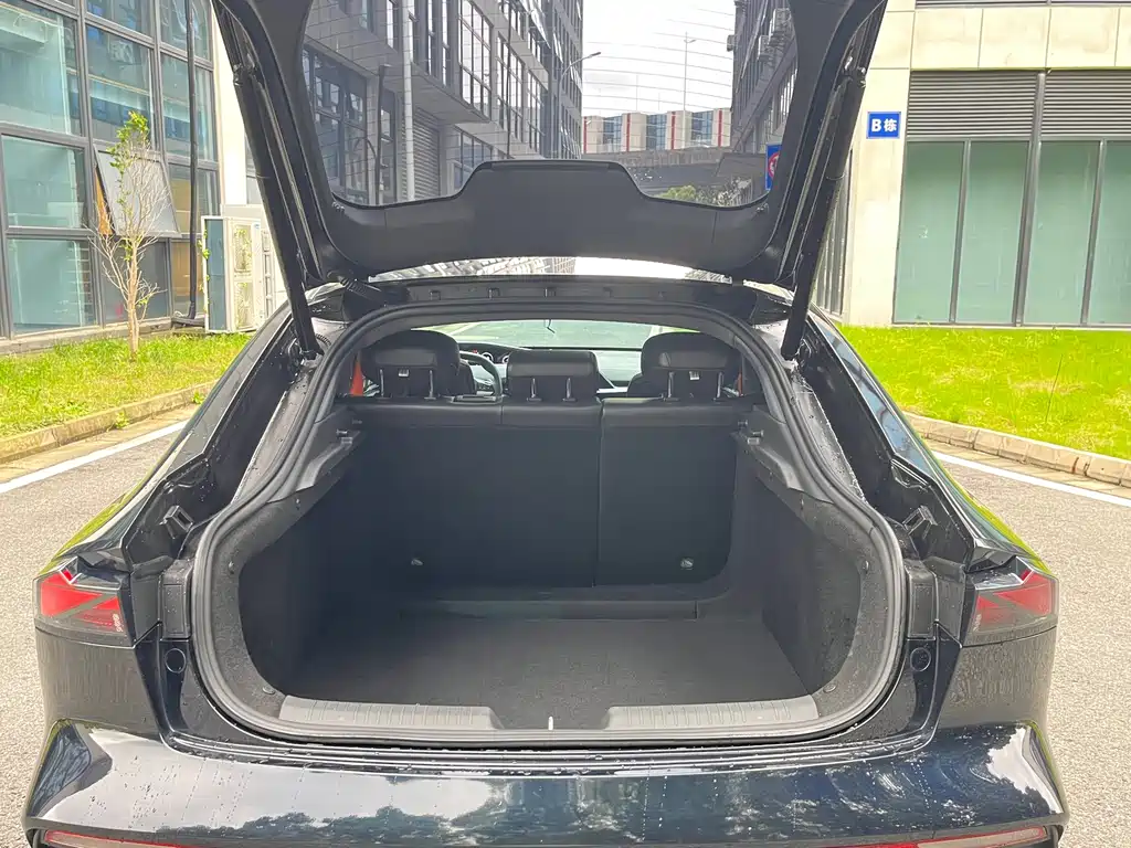 Changan UNI-V — миниатюра 14